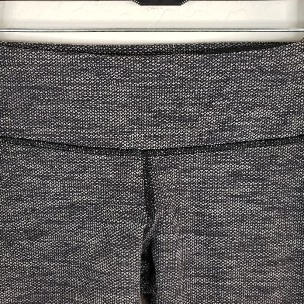 Lululemon Pants Women's 4 Gray Black Heather Cropped Activewear Stretch Leggings